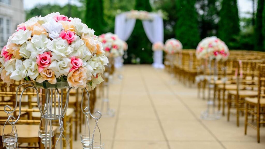 curso de diseño de arreglos para eventos en infotep, curso de decoración de eventos en infotep