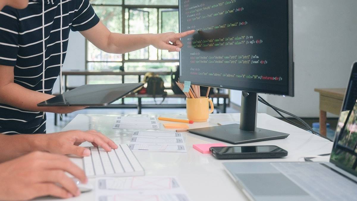 Curso de Programación Visual en Infotep 2026